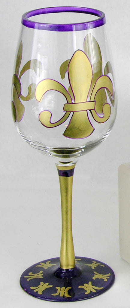 Fleur de Lis Design Wine Glasses